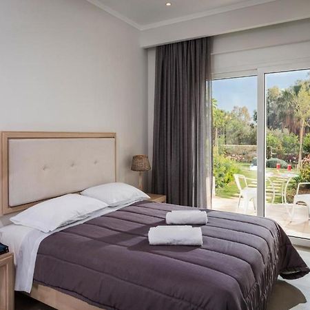 Mear Apartments And Studios Gialos  Extérieur photo